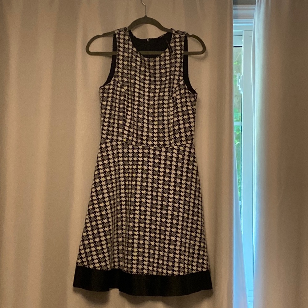 Lori M Collection dress in houndstooth pattern